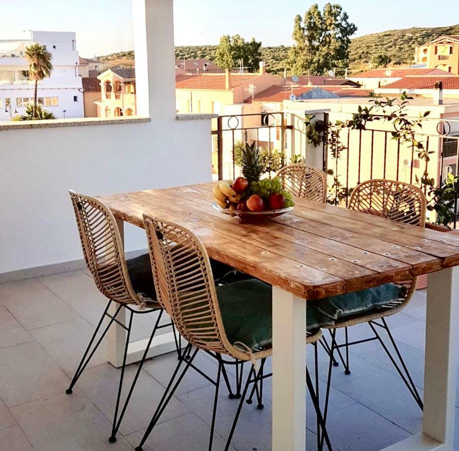 Buenavista Suite - Golfo Aranci Buitenkant foto